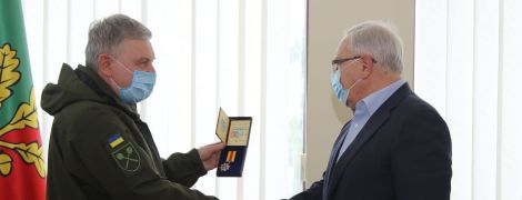 Якій армії він допомагав: соцмережі розкритикували медаль Вілкулу за допомогу ЗСУ