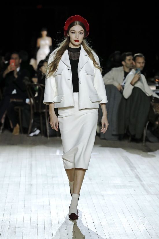 В пастельних тонах і ретростилі: колекція Marc Jacobs сезону осінь-зима 2020-2021