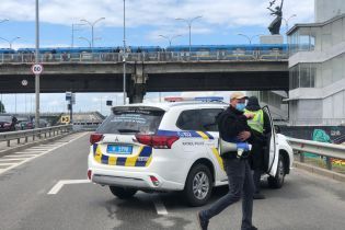Погрози підірвати міст Метро у Києві: до операції затримання залучили близько 400 осіб