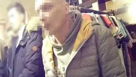 В Киеве извращенец развращал и склонял к проституции 13-летних девушек