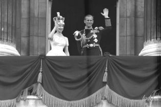 Боже, храни королеву: 67 лет назад королева Елизавета II взошла на престол