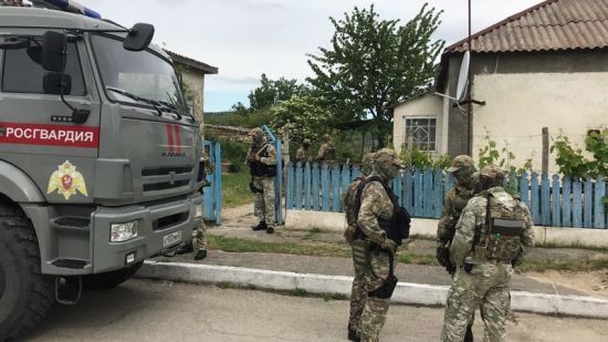 Окупанти обшукали домівку 65-річної кримської татарки