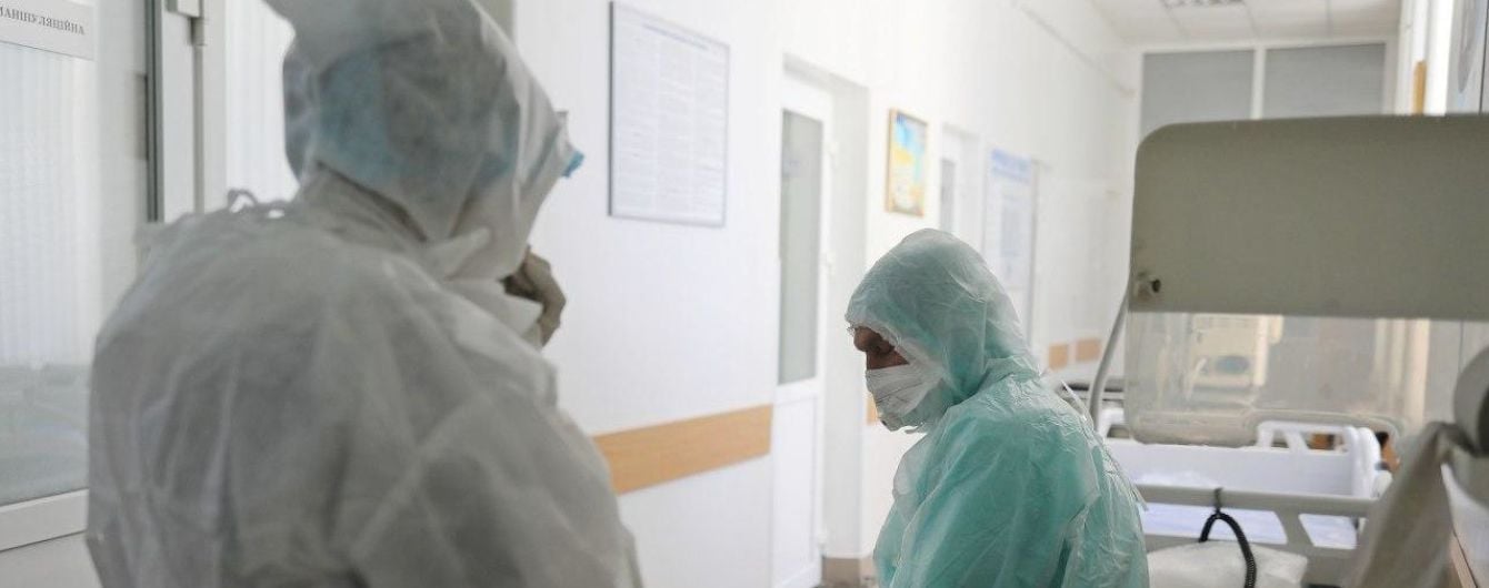 На Закарпатті дівчина випадково дізналася, що хвора на COVID-19