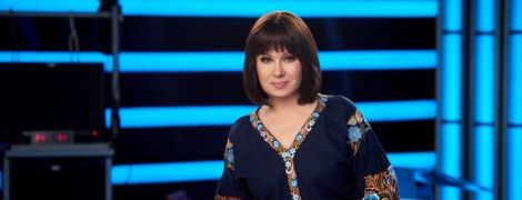 Алла Мазур в платье-вышиванке очаровала роскошным образом