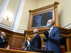 Парламент вдруге не підтримав програму уряду: чому і що далі