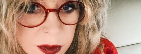 Алла Пугачова у купальнику похизувалася стрункими ніжками