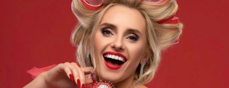 Кумедна Ірина Федишин показала, як ледь не гепнулася з гіроскутера