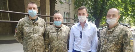 Тренер сборной Украины Шевченко оказал помощь военному госпиталю в Киеве