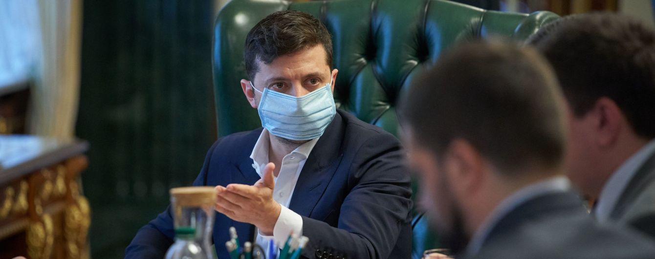 У Зеленського повідомили, коли президент вийде із самоізоляції