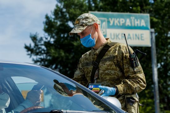 Україна відкриє пункти пропуску на кордоні з Росією та Білоруссю