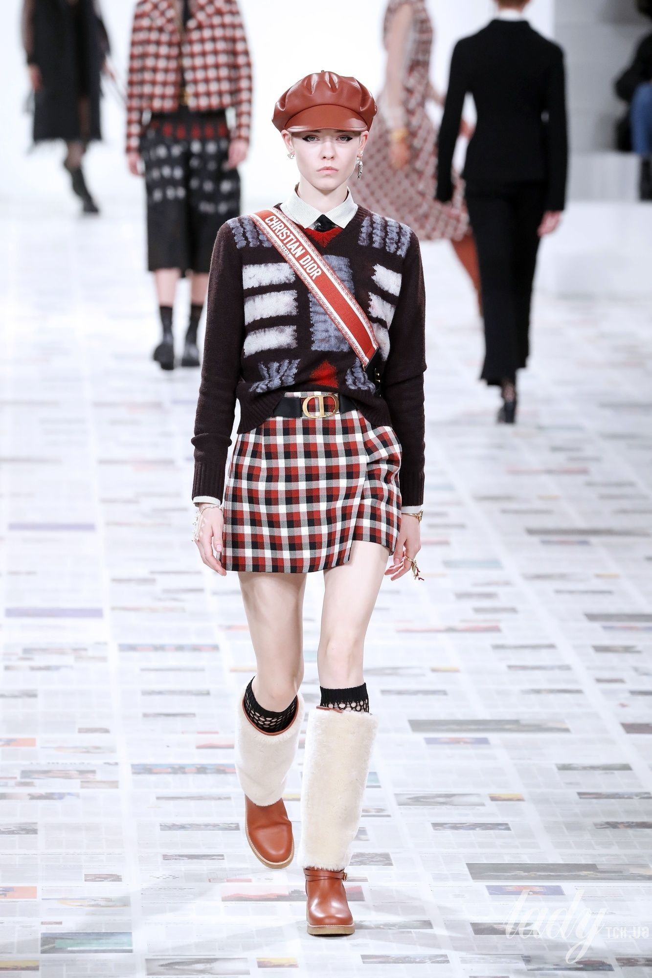 Коллекция Christian Dior прет-а-порте сезона осень-зима 2020-2021_12