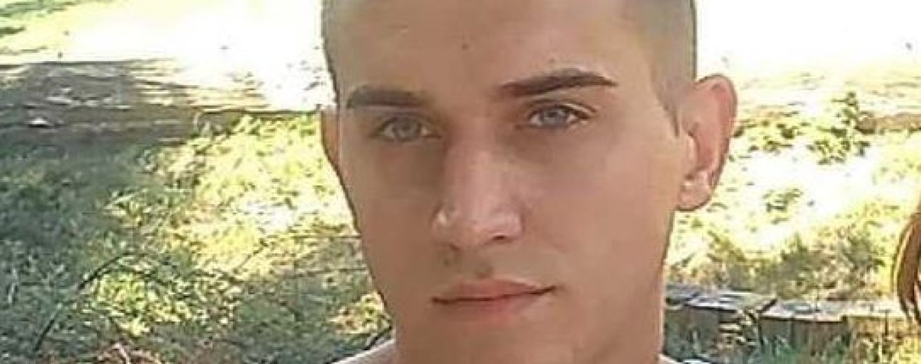 22-річний Станіслав потребує вашої допомоги