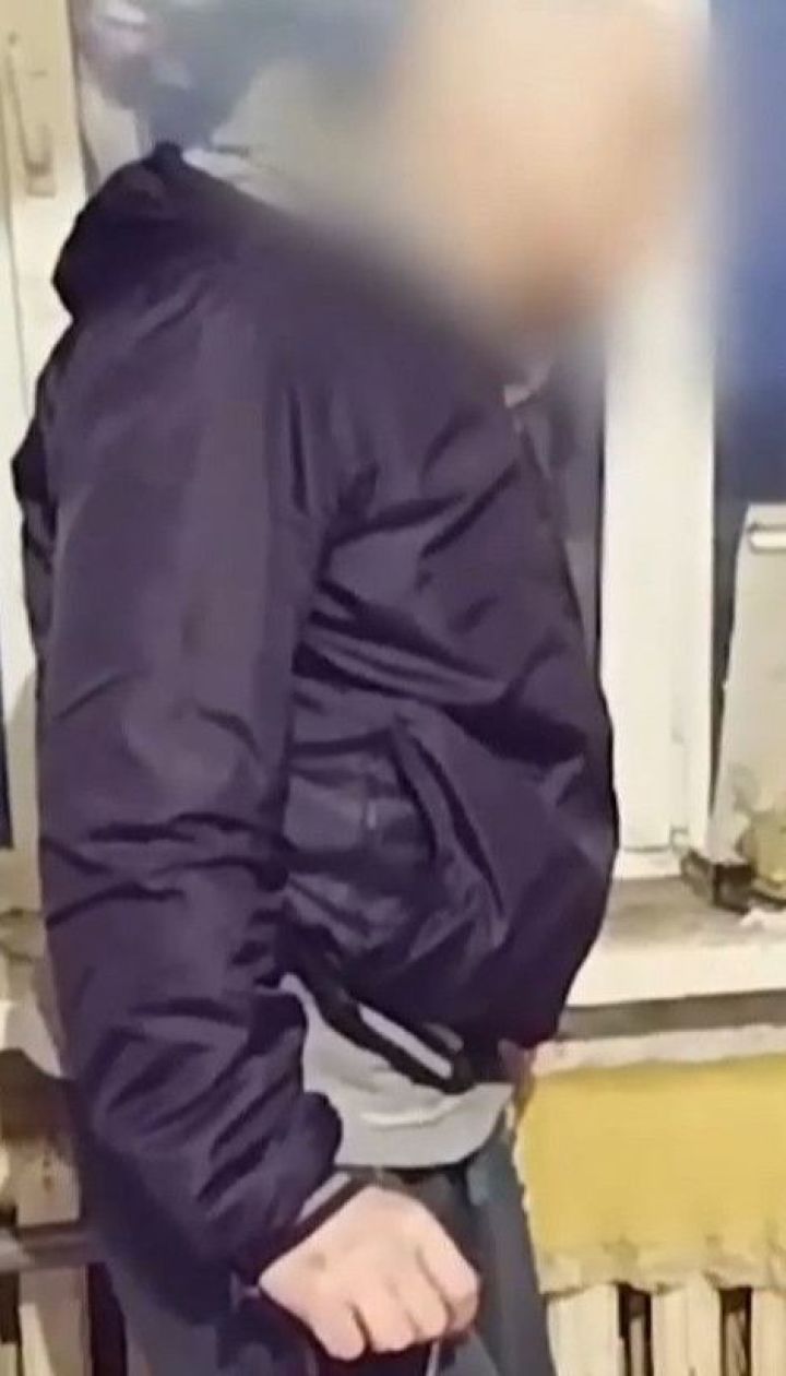 В Киеве копы поймали мужчину, который развращал несовершеннолетних и занимался сутенерством