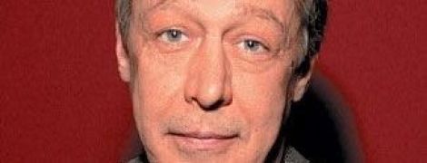 Михаил Ефремов оказался в инвалидной коляске — видео