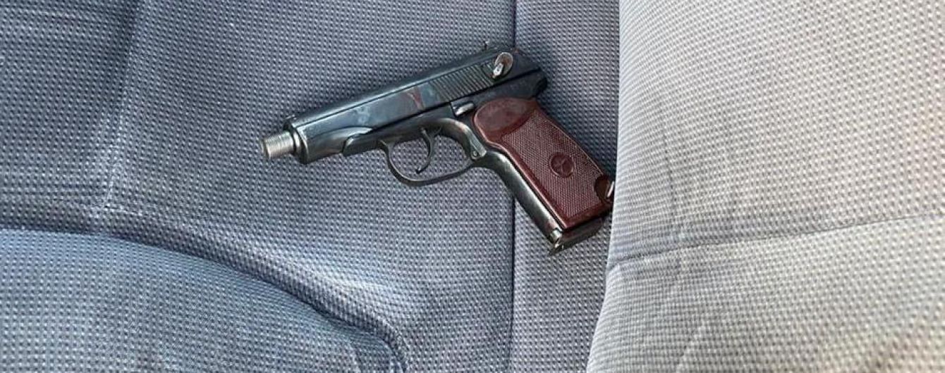 У Дніпрі поліцейська вистрілила собі у голову в службовому кабінеті