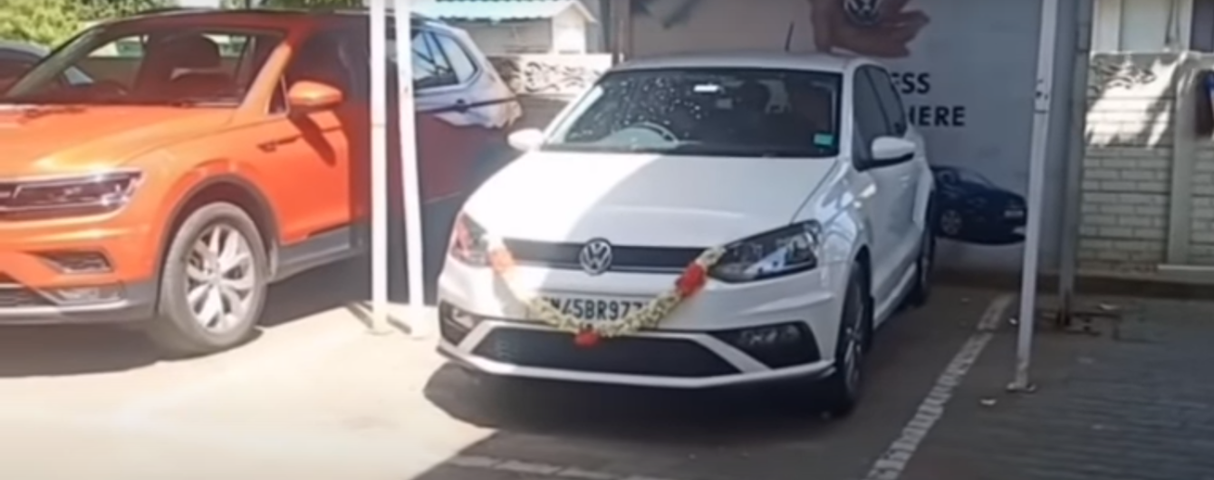 Владелец Volkswagen разбил свое авто, только что его купив: видео