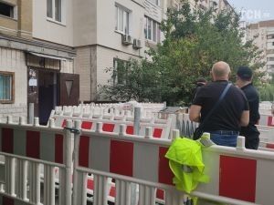 Вибух в будинку на Позняках: мешканцям аварійного під'їзду дозволили винести необхідне з квартир