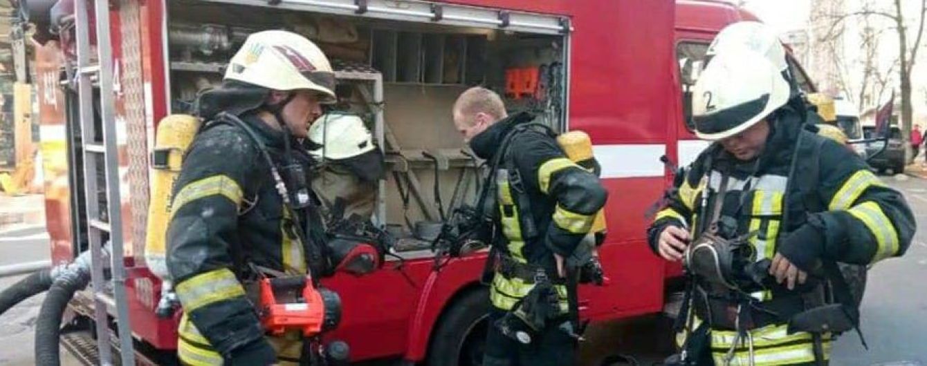 У центрі Києва горіла дев’ятиповерхівка