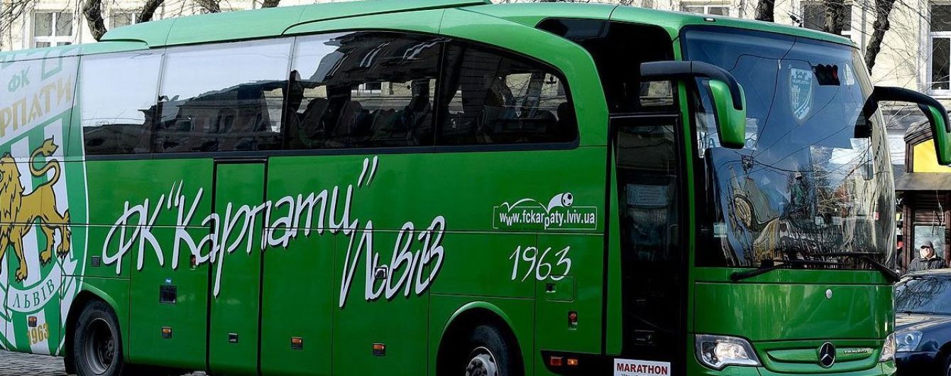 Коронавірусні війни у футболі: український клуб запідозрив суперника у неправильному проходженні тестів