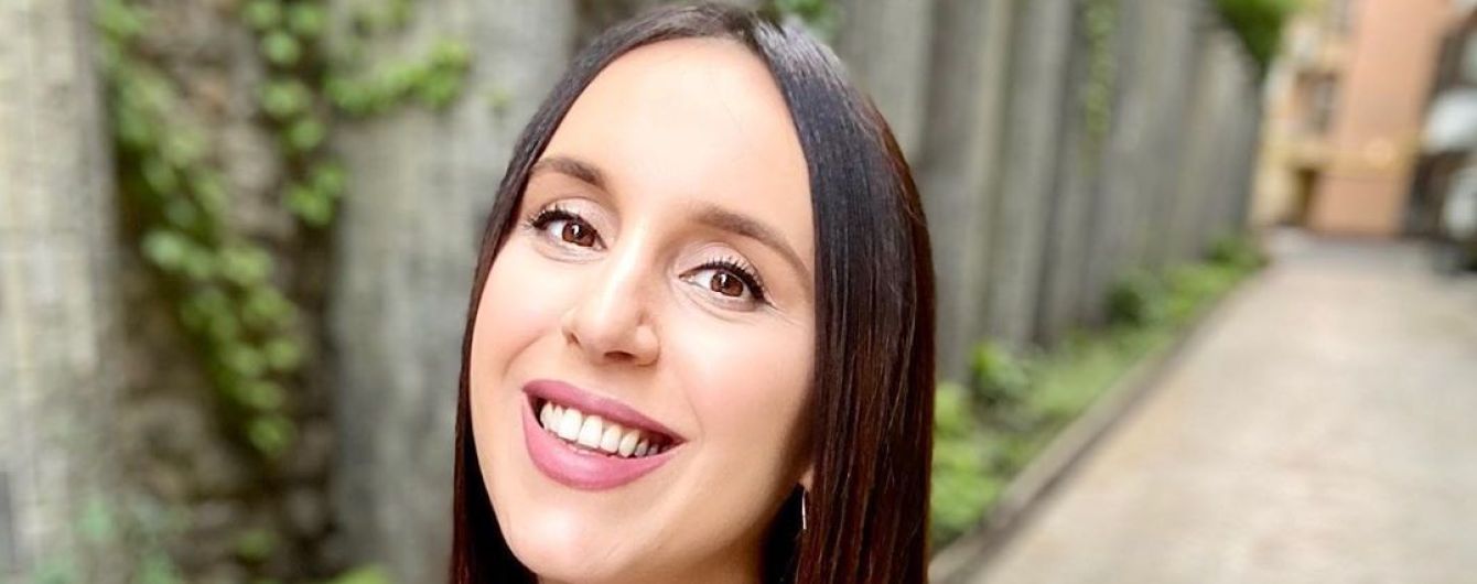 Джамала зі сльозами на очах виписалася з пологового будинку