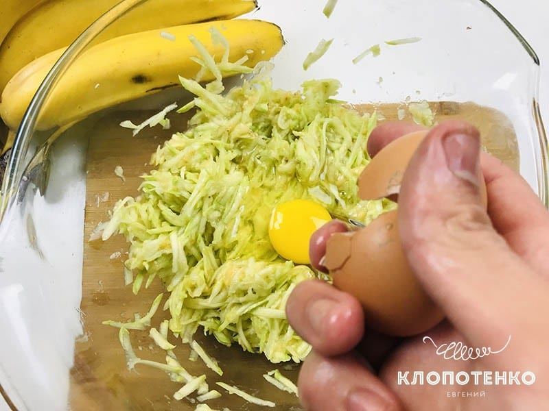 Оладьи из кабачков с бананом_3