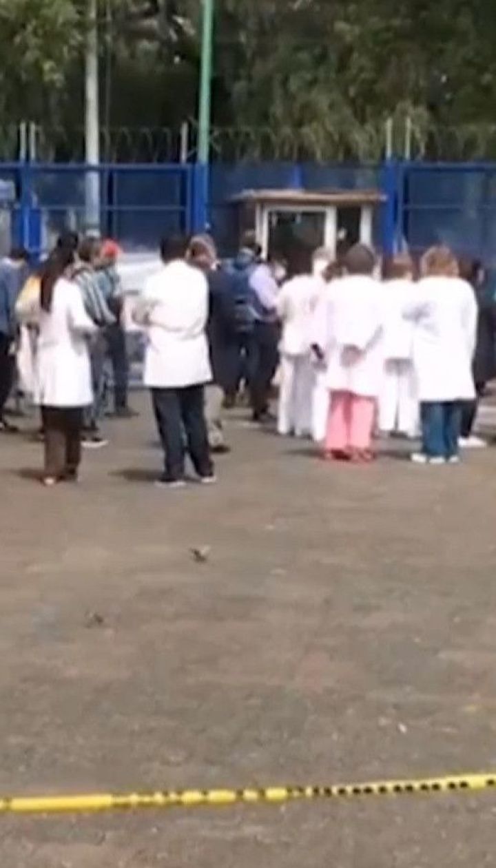 Шесть человек погибли во время мощного землетрясения в Мексике