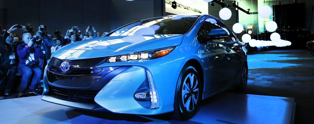 Toyota відкличе понад 700 тисяч екземплярів популярної моделі в усьому світі