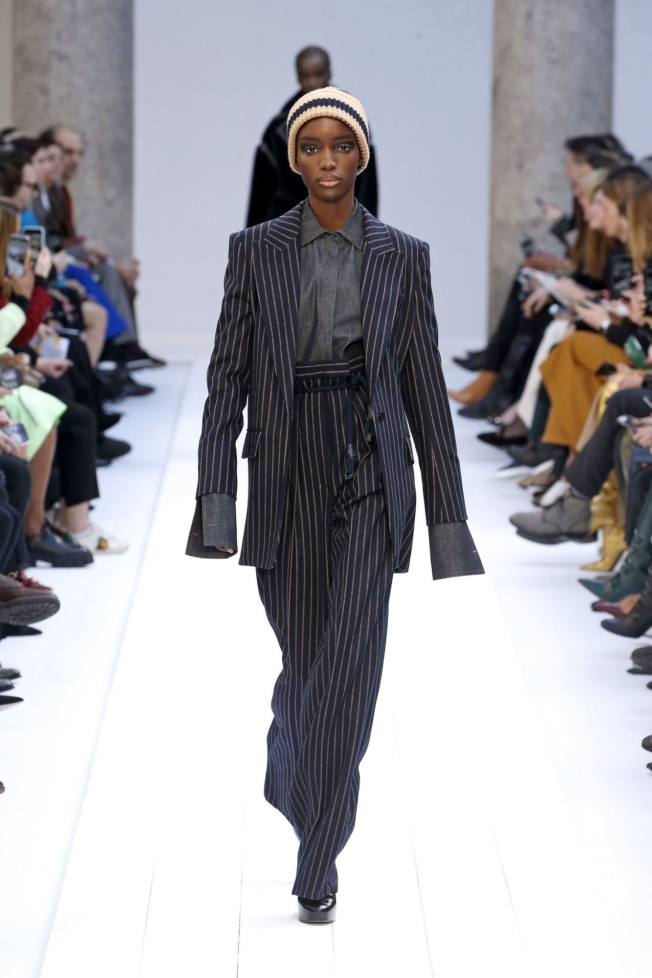 Коллекция Max Mara прет-а-порте сезона осень-зима 2020-2021_4