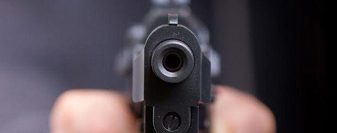 В Винницкой области задержали мужчину, который пытался заставить военных торговать оружием