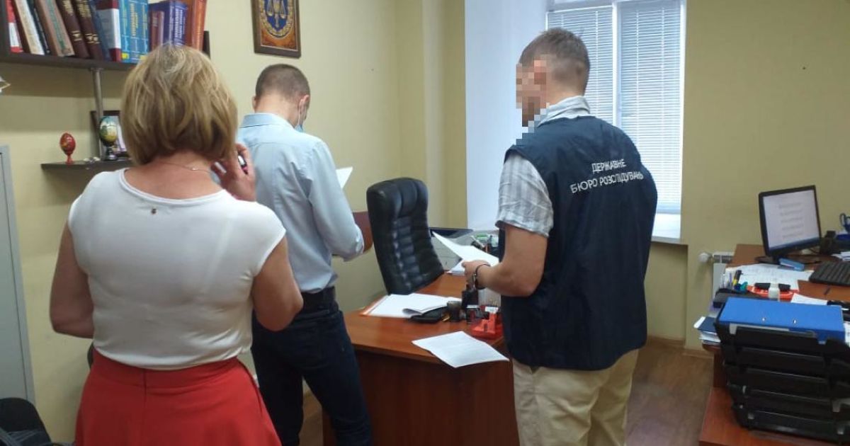 В Киеве следователь Нацполиции "потерял" более миллиона гривен, изъятого во время обыска