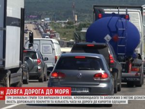 За кілька кілометрів до Одеси на трасі з Києва утворився "мертвий" затор