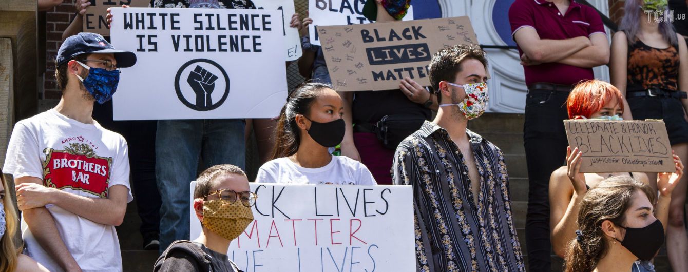 Протесты Black Lives Matter не привели к скачку коронавируса в США - исследование