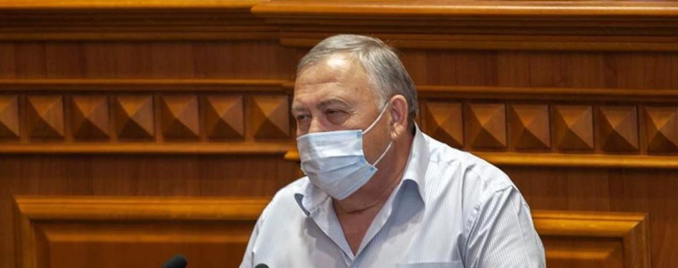 В Кривом Роге во время сессии горсовета внезапно умер депутат