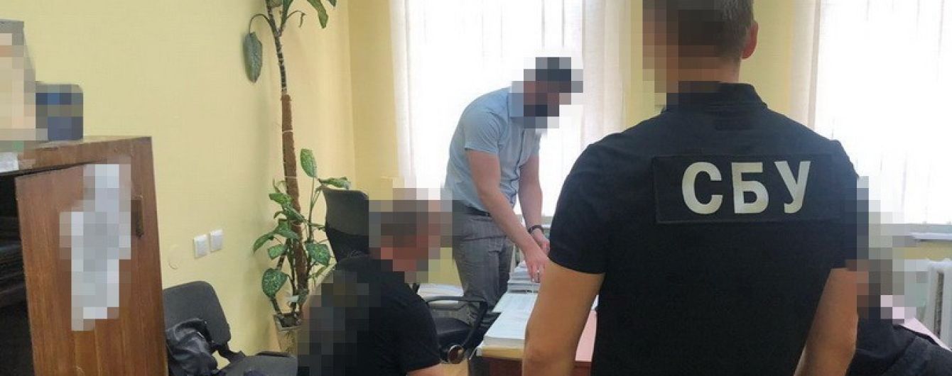 На Прикарпатті прикордонників викрили на продажі інформації з бази даних криміналітету
