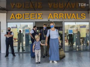 Добу їхали до аеропорту і не змогли полетіти: Рейс з Києва до Греції скасували останньої миті