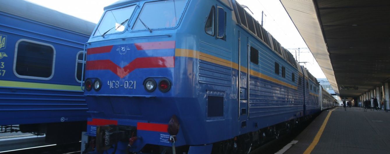 "Укрзализныця" восстанавливает курсирование 17 региональных поездов
