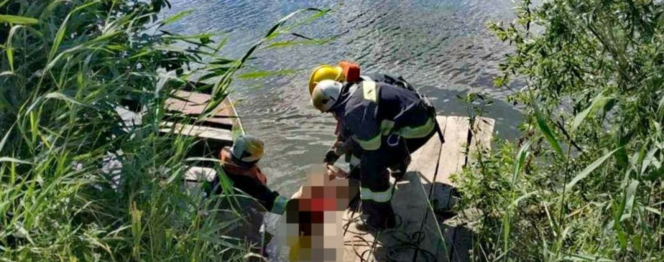 Під Запоріжжям до берега прибило тіло невідомої жінки (оновлено)
