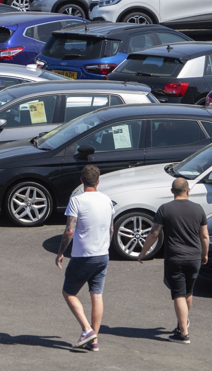 Названі п'ять помилок під час купівлі вживаного автомобіля