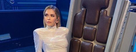 Віра Брежнєва в "голій" сукні розбурхала уяву шанувальників