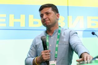 На пенсию раньше, новое жилье Зеленского и купание голышом в фонтане: самое популярное на ТСН.ua за 10 июля