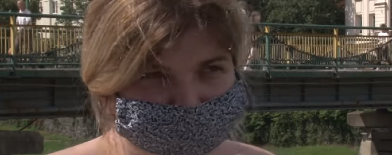 "Можна перенести на ногах": мешканка Ужгорода розповіла про свої симптоми СOVID-19