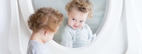 Как не воспитать из ребенка нарцисса