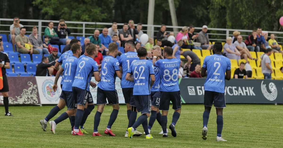 Матч "Динамо-Брест" у Чемпіонаті Білорусі перенесли: у клубі спалах коронавірусу, серед інфікованих - і українці