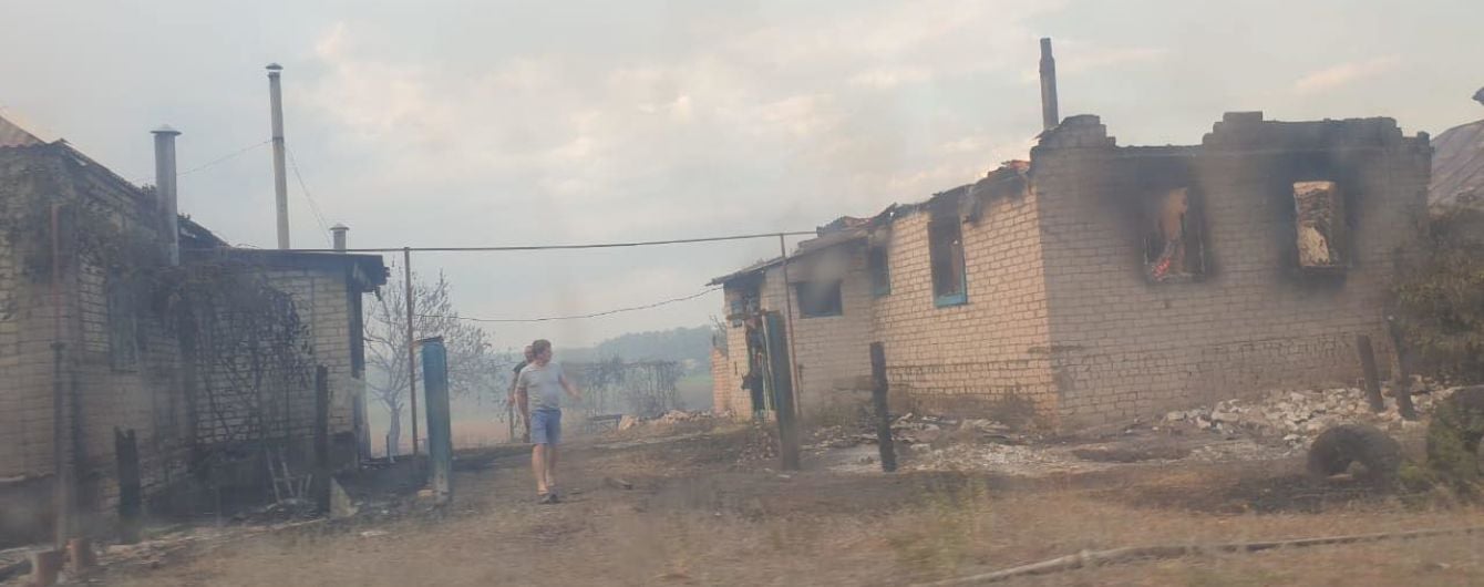 Пятеро погибших, 30 травмированных и 150 уничтоженных зданий: что известно о пожаре в Луганской области
