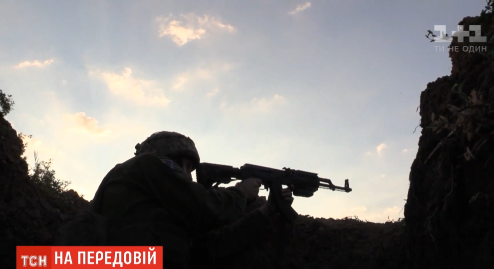 На передовій поранено п'ятьох українських військовослужбовців: ситуація на Донбасі