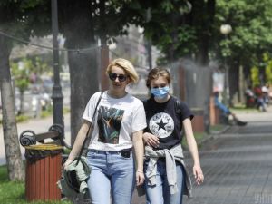 Коронавирус в Украине 9 июля: досрочный выход из самоизоляции и смерть бессимптомного пациента