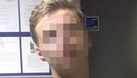 Громко разговаривали: в Киеве на Святошине молодой человек нанес ножевые ранения подросткам