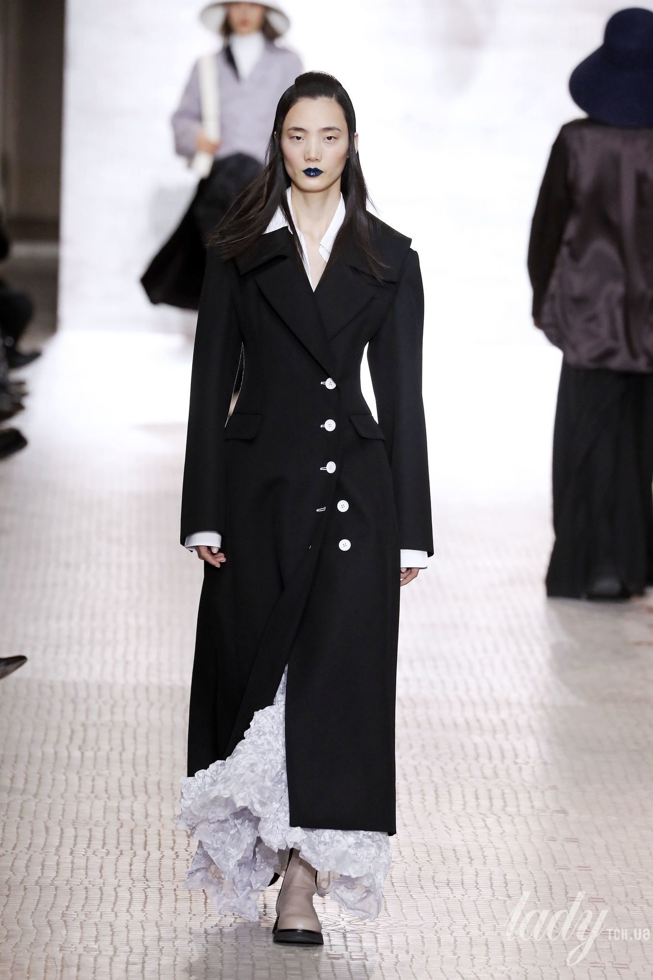 Коллекция Nina Ricci прет-а-порте сезона осень-зима 2020-2021_34