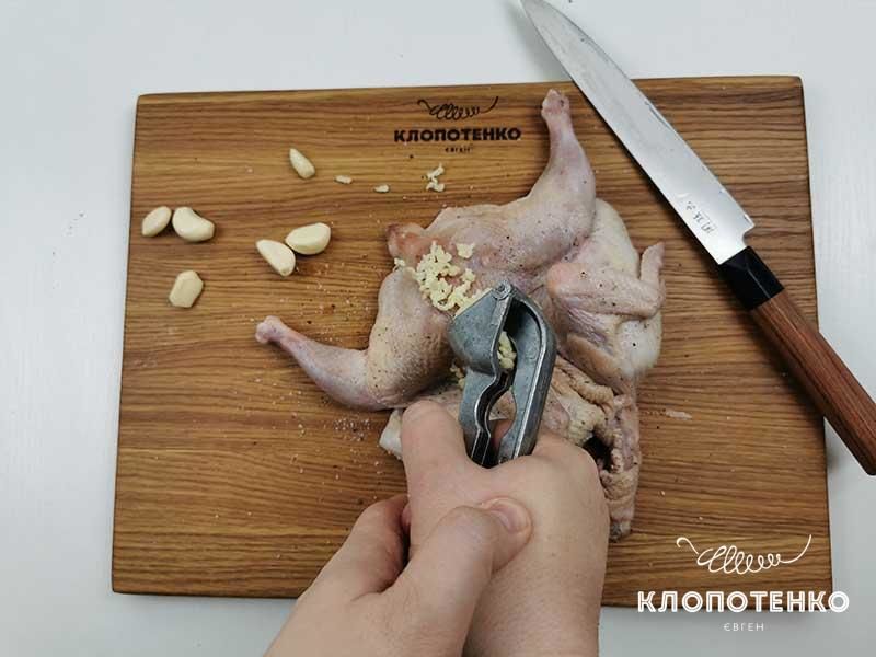 Курча табака з йогуртовим соусом_4