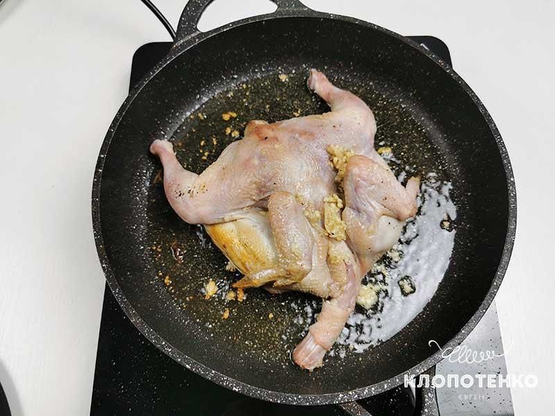 Курча табака з йогуртовим соусом_5